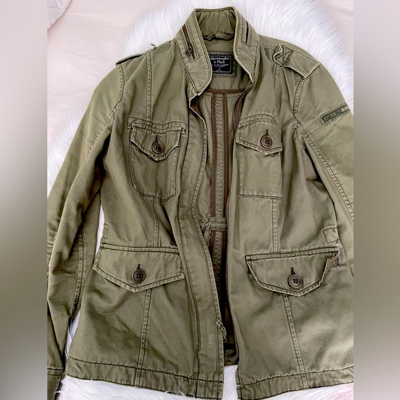 Abercrombie & Fitch Army Green Cargo Utility Twill Jacket - Picture 1 of 6